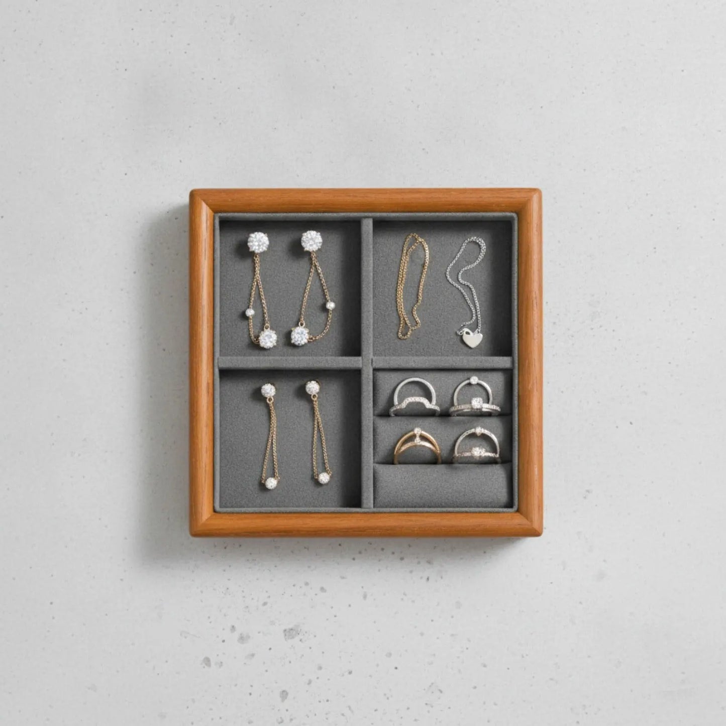 Plateau à Bijoux en Bois et Velours
