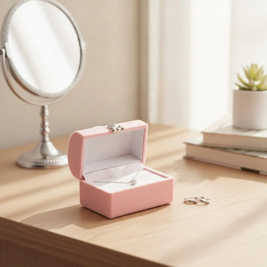 Boîte à Bijoux Miniature en Velours